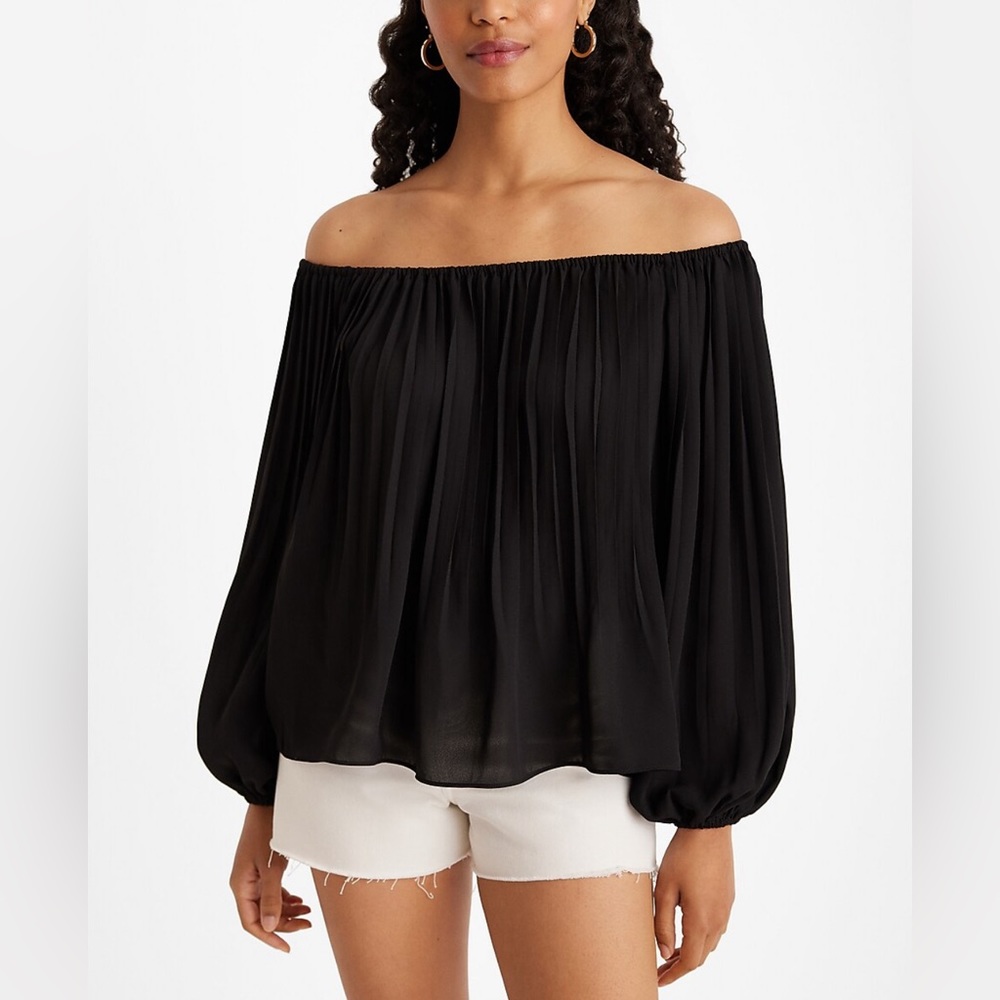 NWT Express Off the Shoulder Pleated Balloon Sleeve Top M Black
